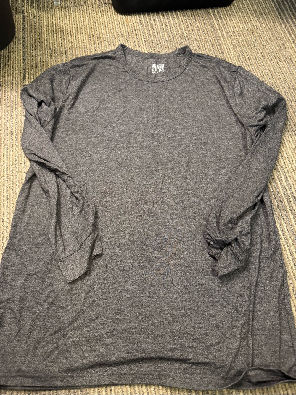 32 Degrees Men's Long-Sleeve Crewneck Shirt - Heather Charcoal
